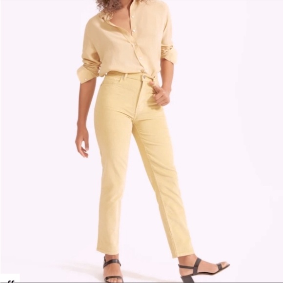 Everlane Muted Yellow Baby Cord Cheeky Yellow Crop Pants - Picture 4 of 9